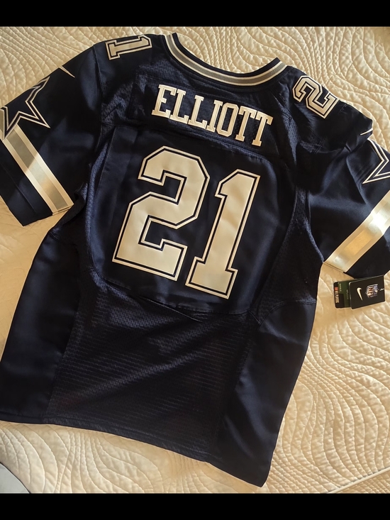 Nike Other - Nike MENS Navy and White Ezekiel Elliott #21 Football Jersey